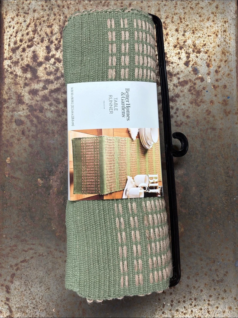 Better Homes And Gardens Jute Dark Cilantro Green Woven Table Runner. NWT. 14x90
